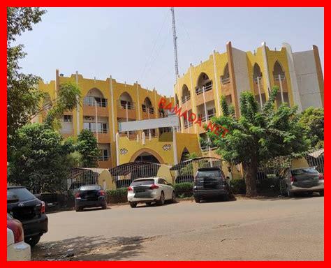 Débats publics : histoires de réussites et d’échecs en France Débats publics : histoires de réussites et d'échecs en France