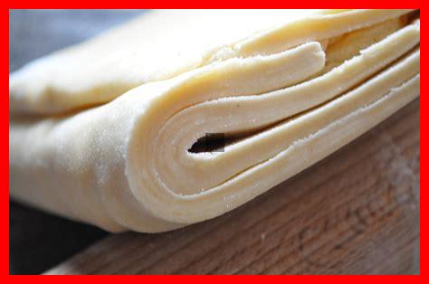 Pourquoi utiliser de la pâte feuilletée maison pour le Mille-feuille Pourquoi utiliser de la pâte feuilletée maison pour le Mille-feuille