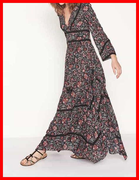 Comment porter la robe longue pour un look de défilé réussi Comment porter la robe longue pour un look de défilé réussi